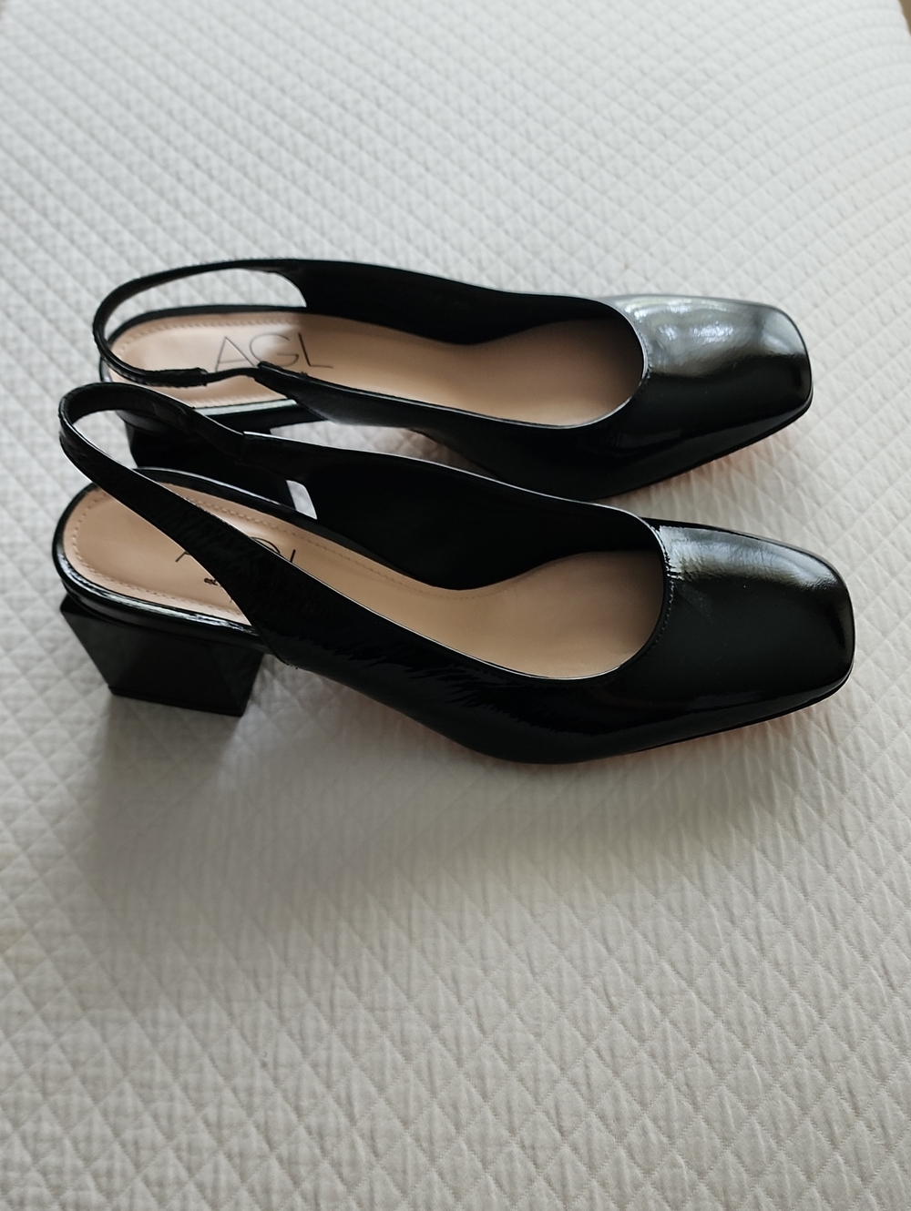 AGL New Black Patent Slingback Heels. Store Display.